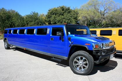 blue hummer limo
